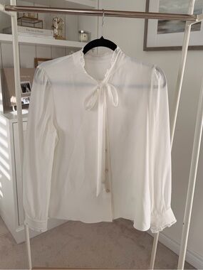 Women's Cream Tie-Neck Ruffle Blouse